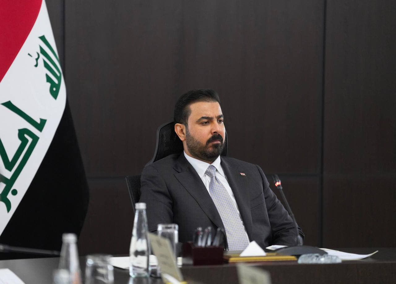 الزيدي يترأس اجتماعاً طارئاً للأمن الوطني ويؤكد على السيادة وحصر السلاح بيد الدولة واستقرار البلاد