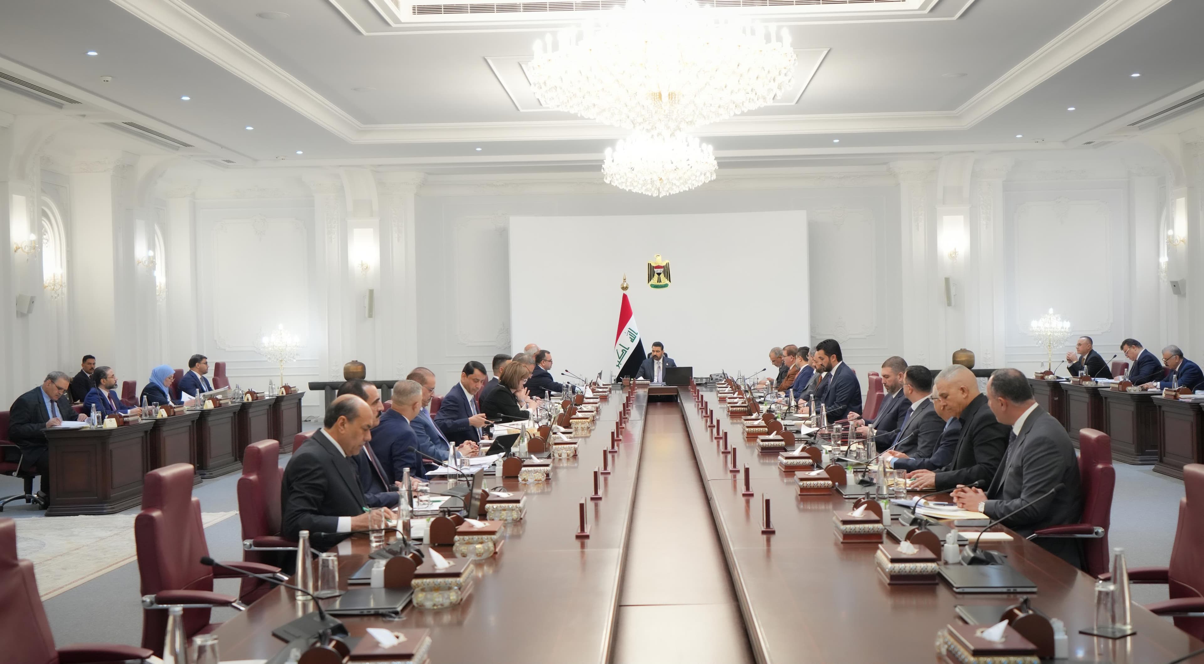 مجلس الوزراء يقر التنسيق المسبق بشأن إعلان العطل المحلية في المحافظات