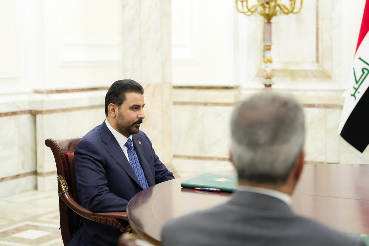 الزيدي يحضر اجتماعاً للرئاسات