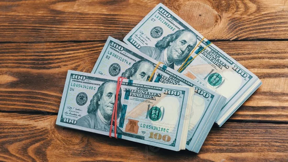 أسعار الدولار تستقر على ارتفاع بلغ 153.500 ألف دينار عراقي للورقة