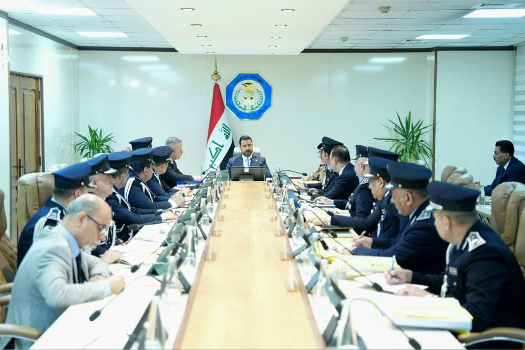 الزيدي يؤكد مواصلة الحكومة ملاحقة الفاسدين لإعادة حقوق المواطن العراقي