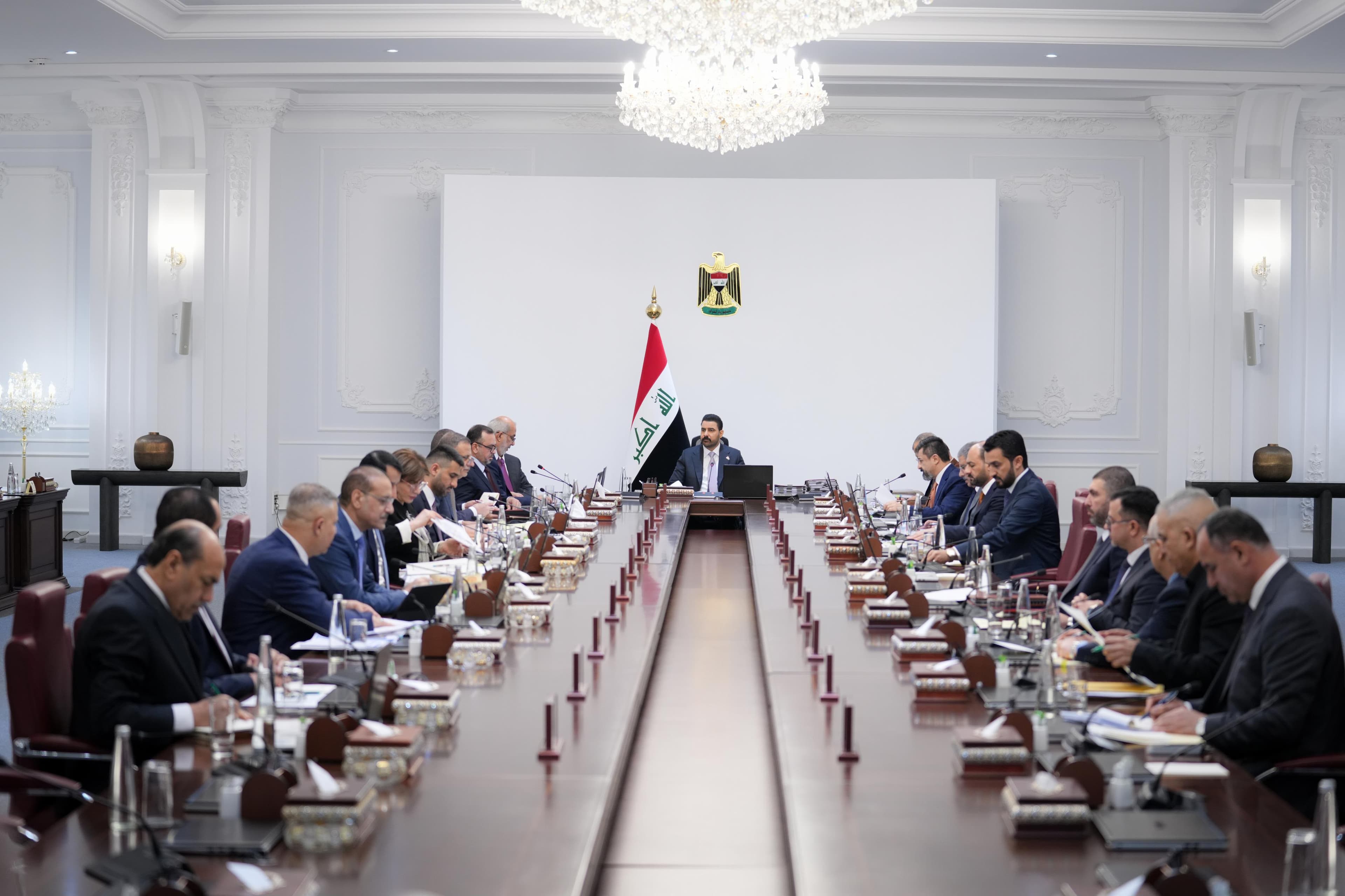 مجلس الوزراء يصوت على استثناء عقود استيراد وتصدير المنتجات النفطية من إجراءات تدقيق الرقابة المالية