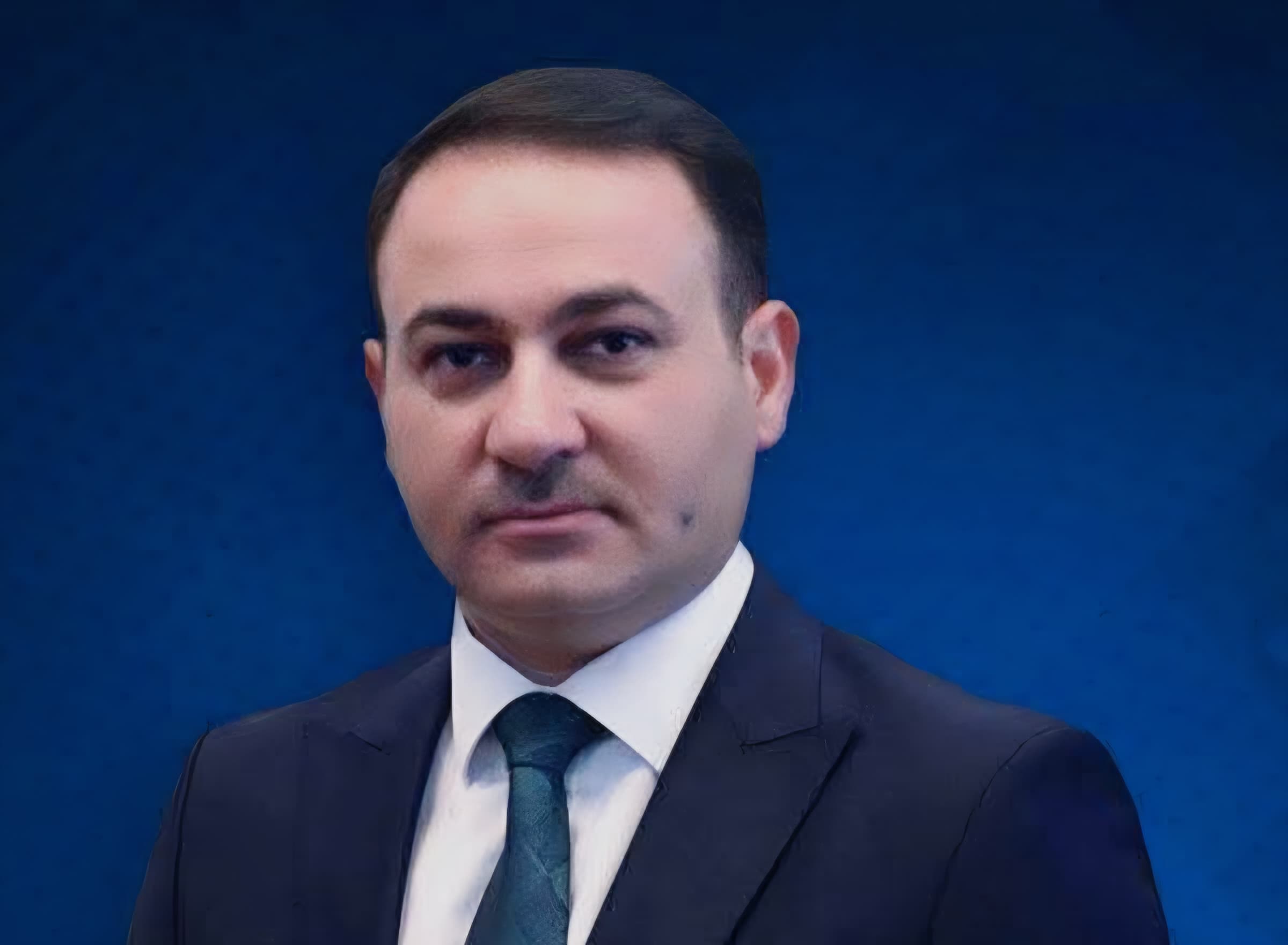 وزارة التجارة تؤكد التزامها بالبرنامج الحكومي وتعزيز الأمن الغذائي وتطوير البطاقة التموينية