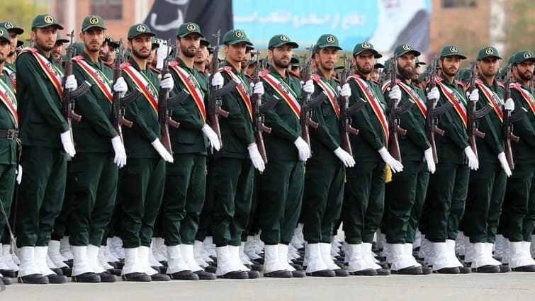 الحرس الثوري الإيراني: احتمال اندلاع الحرب منخفض وقواتنا مستعدة