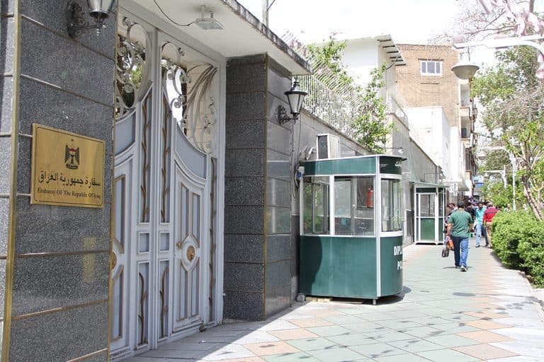 السفارة العراقية في طهران: احتواء أزمة الطلبة العراقيين في سمنان ومنحهم إجازة لمدة شهر