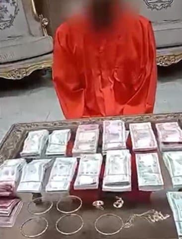 استغل سفر أصحاب المنزل.. القبض على متهم بسرقة 50 مليون دينار ومخشلات ذهبية في بغداد