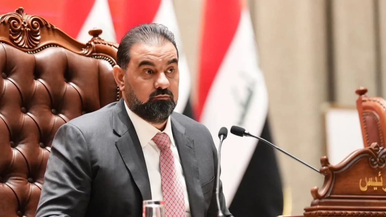 رئيس البرلمان هيبت الحلبوسي: حصر السلاح بيد الدولة نص دستوري ولا يحتاج إلى قانون