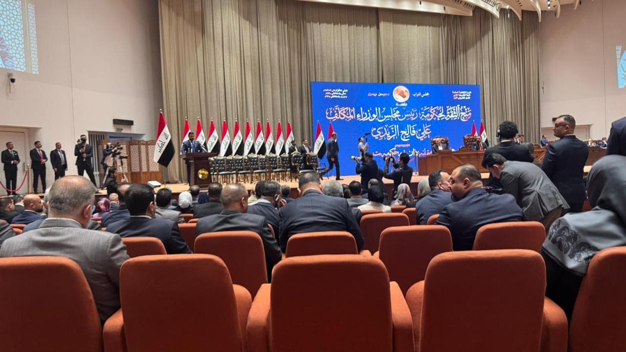 علي سعد وهيب وزيرًا للكهرباء وعبدالحسين عزيز للصحة وسروه عبدالواحد للبيئة