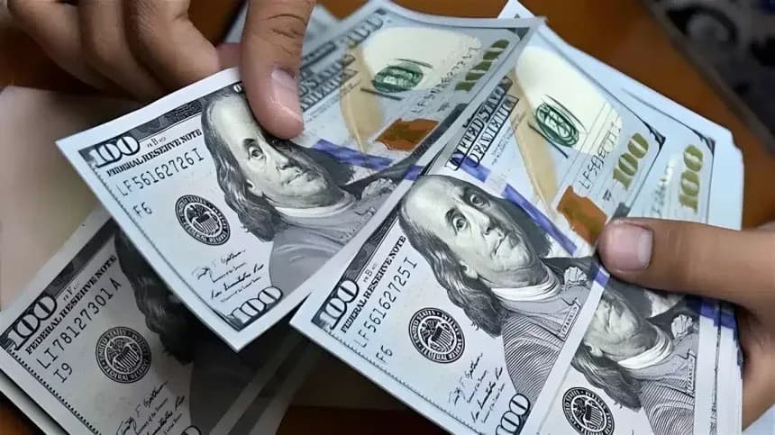 أسعار الصرف في العراق تستقر عند 153,500 دينار لكل 100 دولار