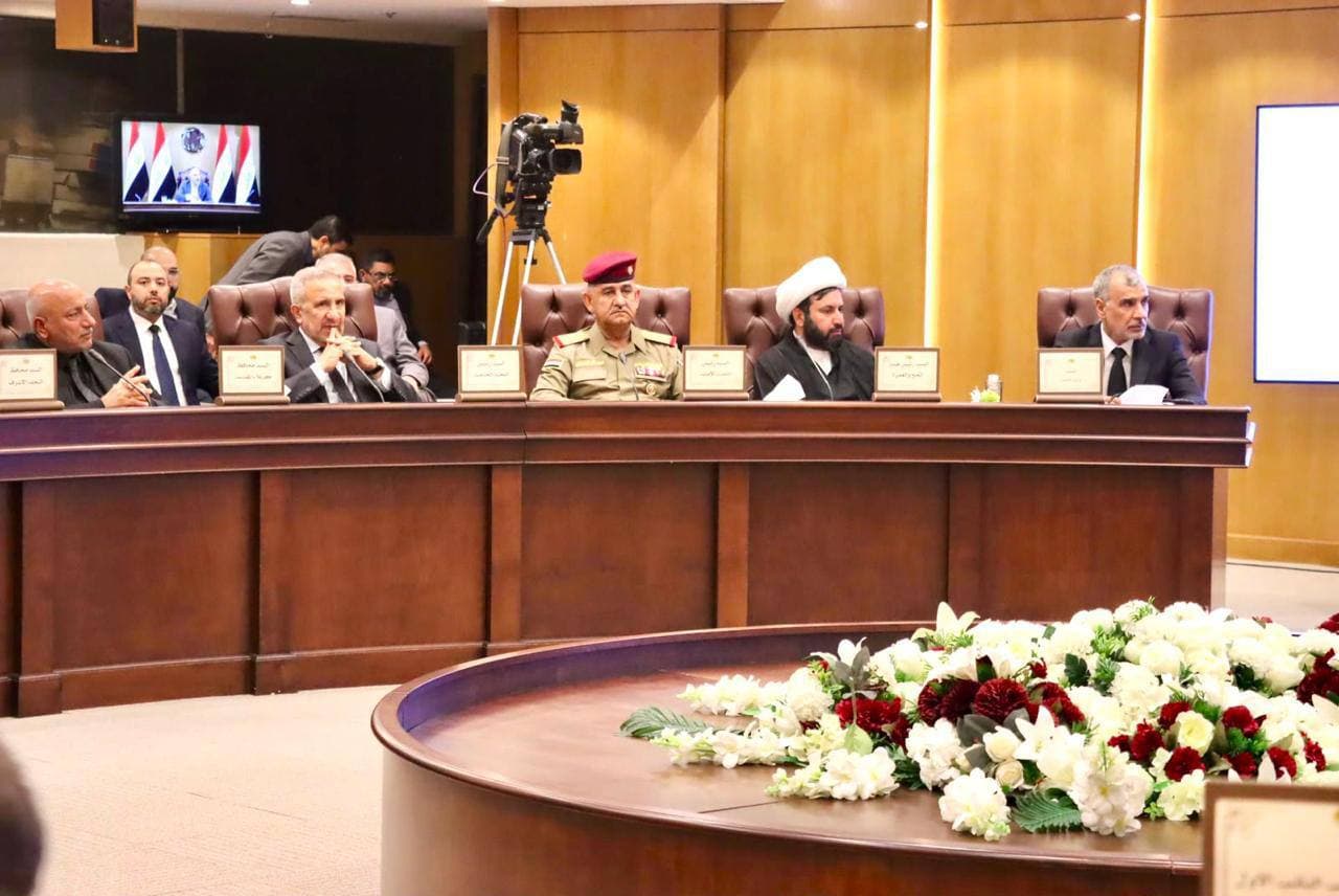 وزير المالية يؤكد أهمية تضافر جهود جميع المؤسسات لإنجاح الزيارة الأربعينية
