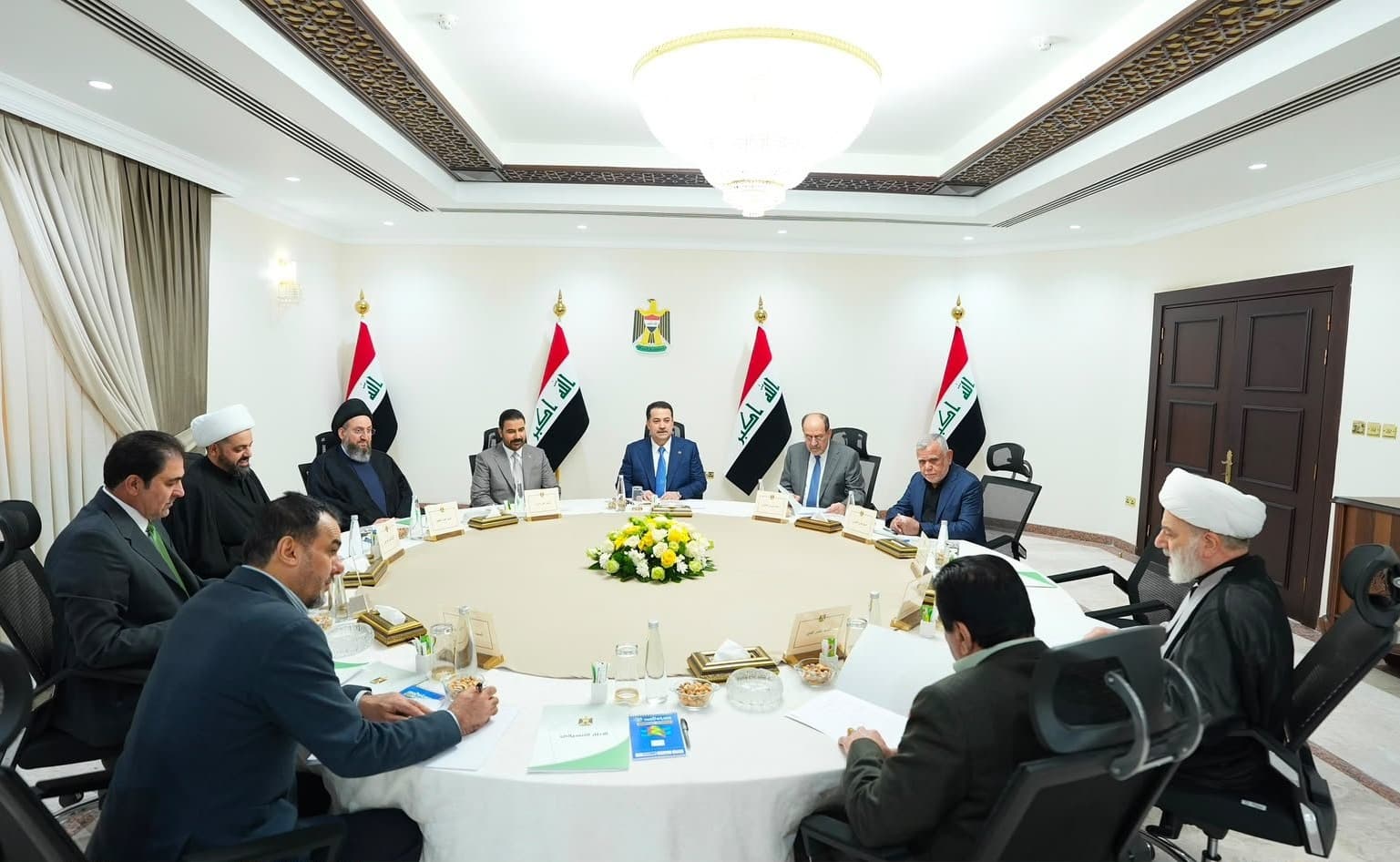 الزيدي يعلن قرب استكمال تشكيلة الحكومة خلال اجتماع الإطار التنسيقي
