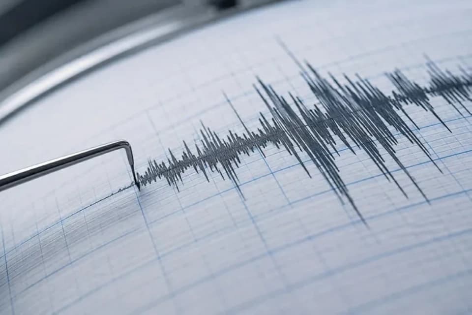 رويترز: زلزال بقوة 6.2 درجة يضرب شرق خليج عدن