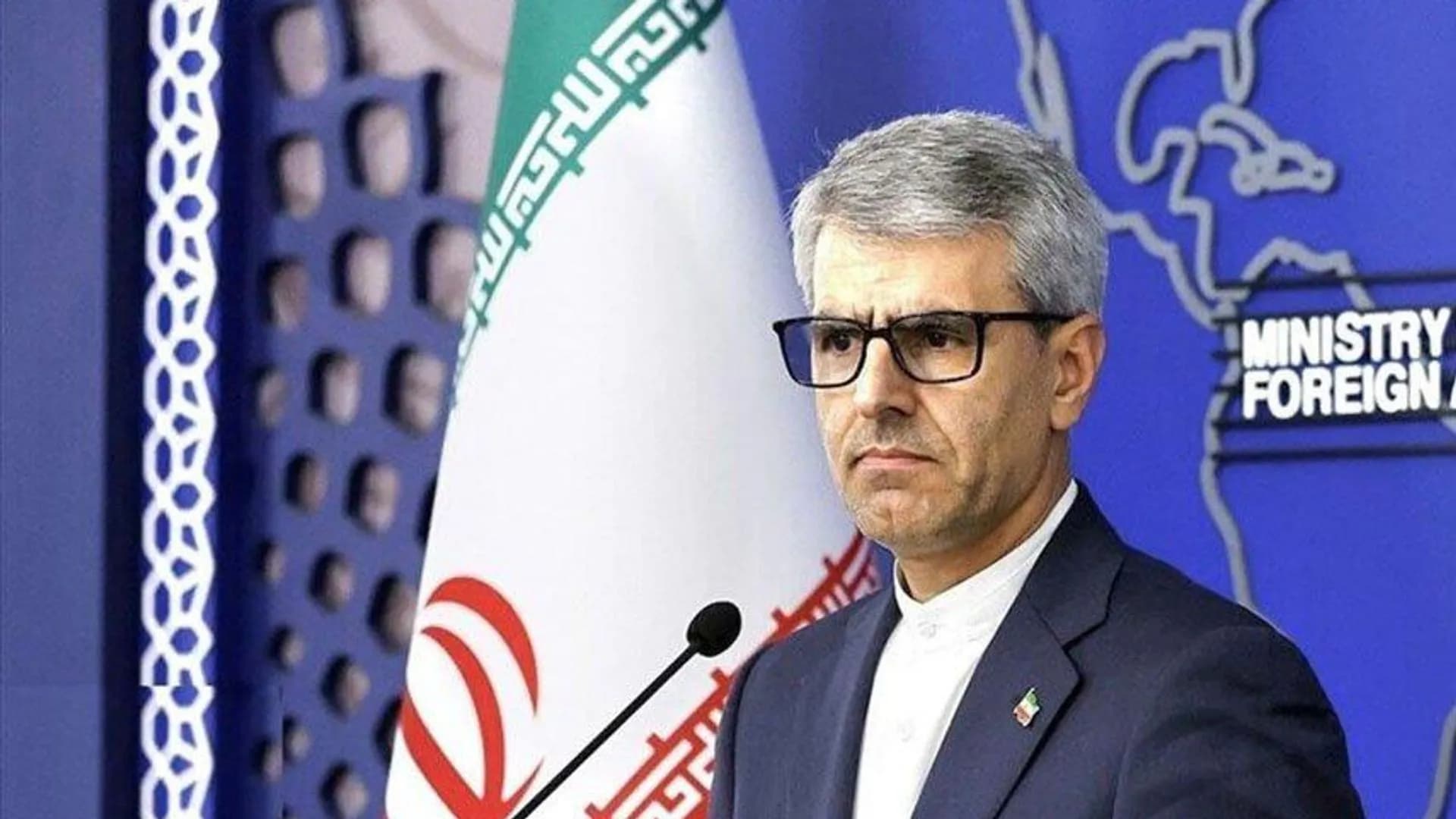 بين "أفاعي كارولينا" وحضارة إيران.. سجال حاد بين الخارجية الإيرانية ووزير الخزانة الأمريكي