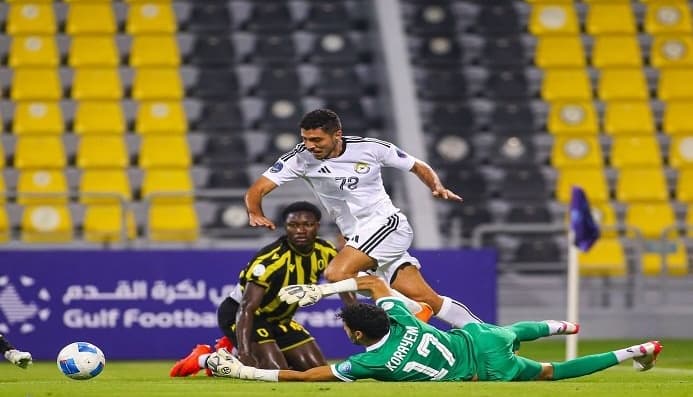 الزوراء يتطلّع إلى استعادة توازنه أمام النصر الإماراتي بدوري أبطال الخليج اليوم