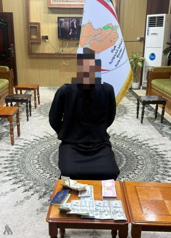 القبض على مسافر بحوزته عملة مزيفة في منفذ الشيب الحدودي