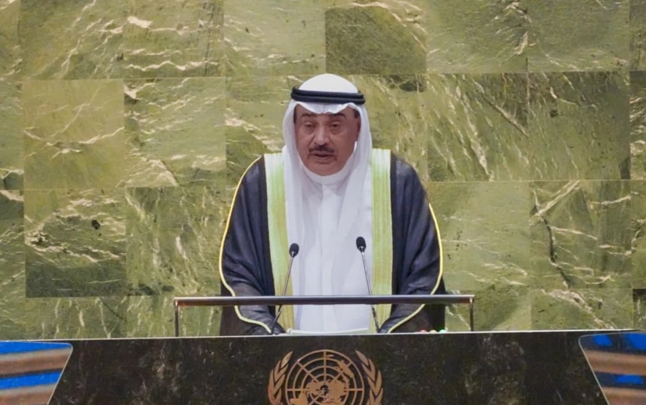 ولي عهد الكويت: نشيد بالخطوات التي يتخذها رئيس الوزراء العراقي بحصر السلاح بيد الدولة