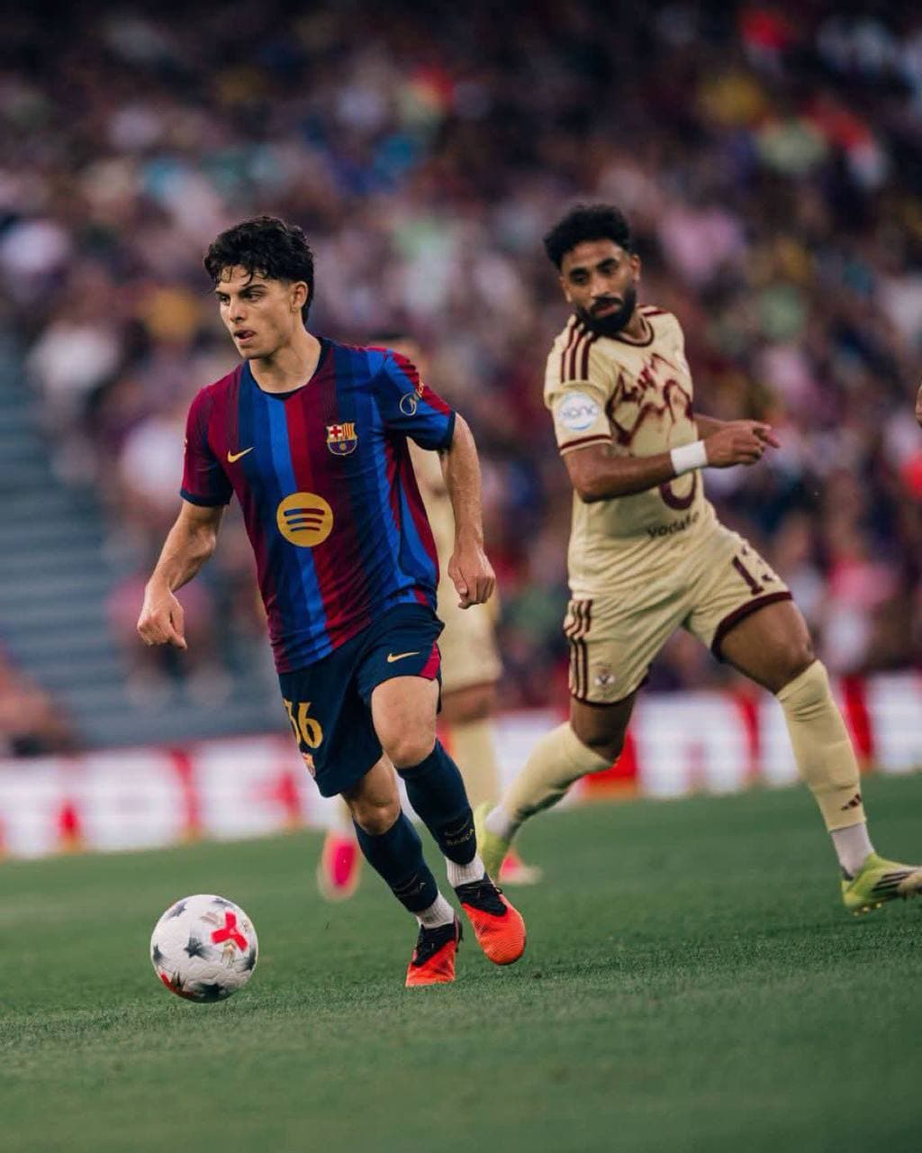 برشلونة يتوج بطلا لكأس خوان غامبر بعد فوزه على الأهلي المصري بهدفين لهدف