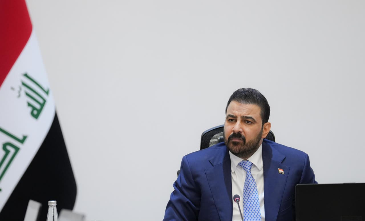 رئيس الوزراء علي الزيدي يهنئ العراقيين والمسلمين بذكرى المولد النبوي الشريف