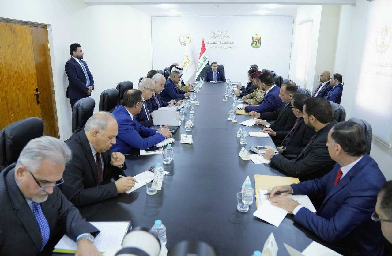 السوداني يجتمع برؤساء ومديري التشكيلات الإدارية في شمال البصرة