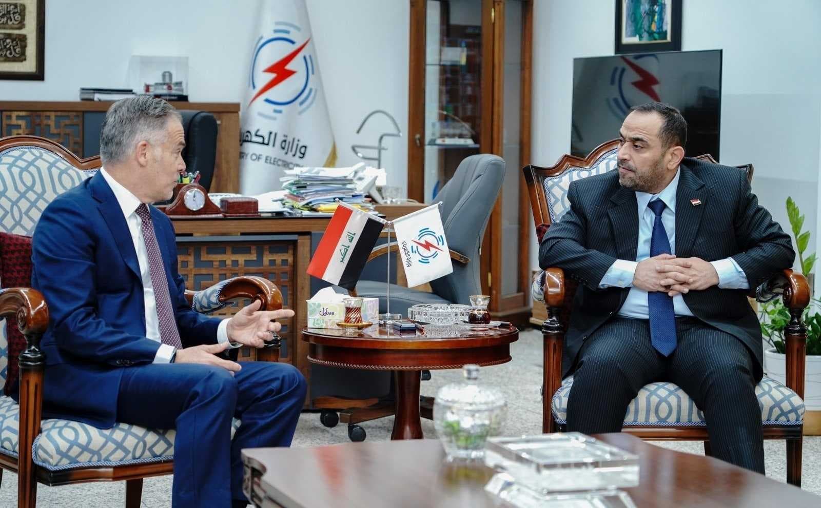 وزير الكهرباء يناقش مع شركة جنرال إلكتريك أعمال تحديث 12 محطة غازية