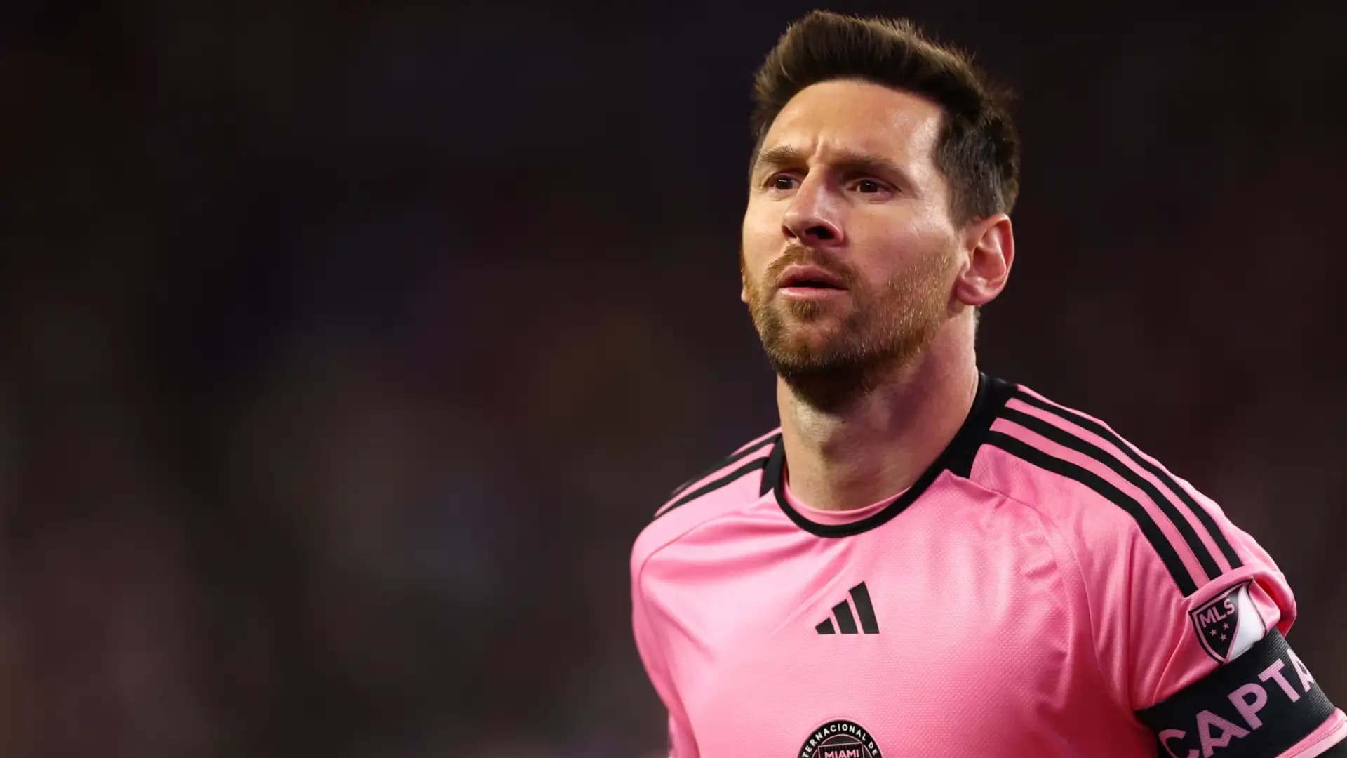 ميسي: ريال مدريد الأفضل عالميا