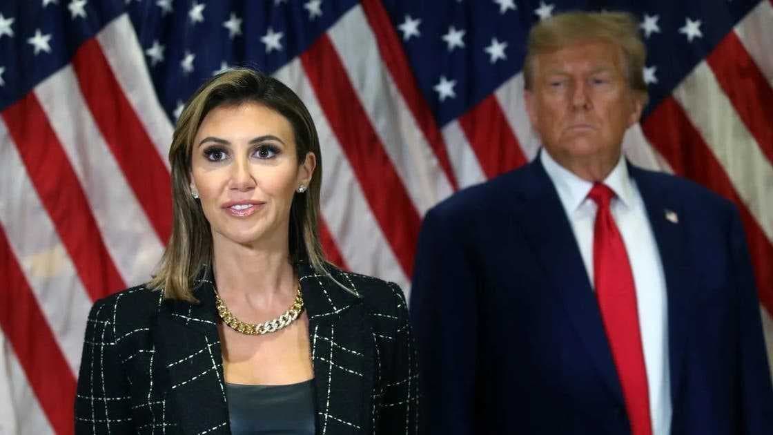 ترامب يعين المحامية العراقية ألينا حبة مستشارة له