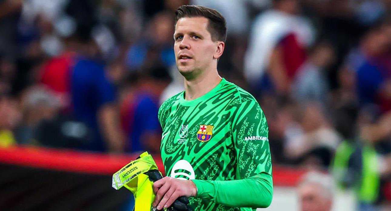 برشلونة يمدد عقد حارسه البولندي تشيزني لموسمين