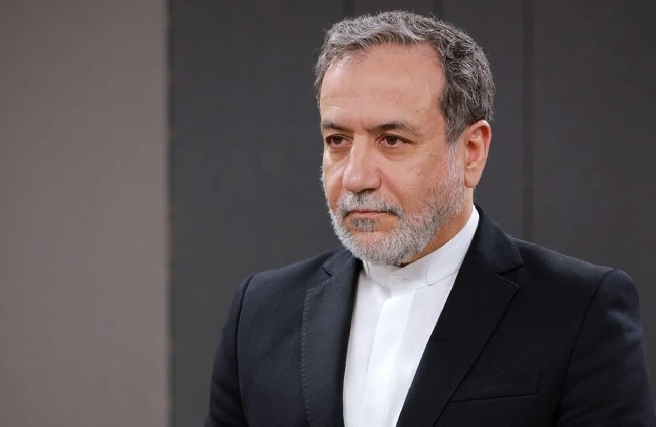 عراقجي: إعادة فتح مضيق هرمز مرهونة بشروط وعلى أمريكا الالتزام بها