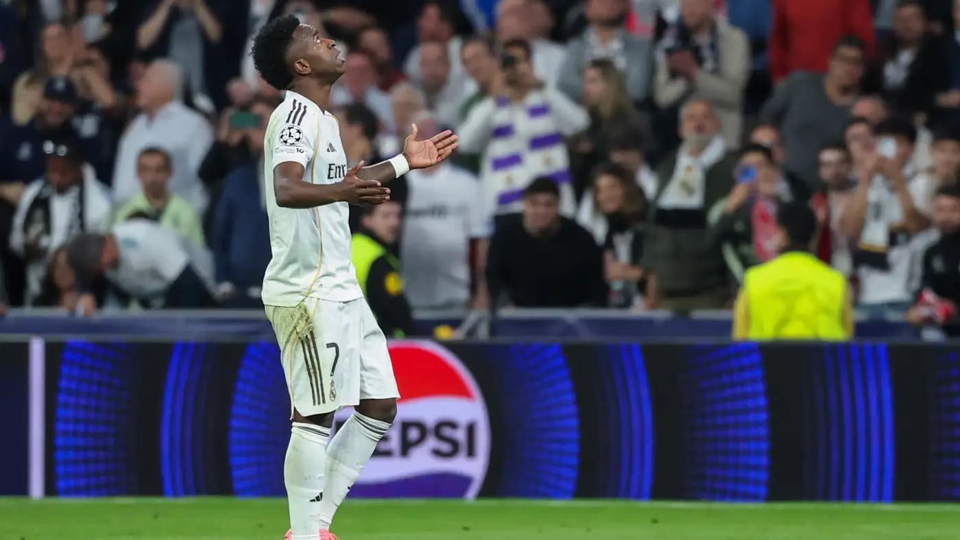 صبر بيريز ينفد!.. هل ينتهي مشوار فينيسيوس جونيور مع ريال مدريد هذا الصيف؟
